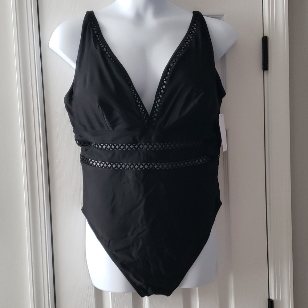 NWT Plunge One Piece Bathing Suit